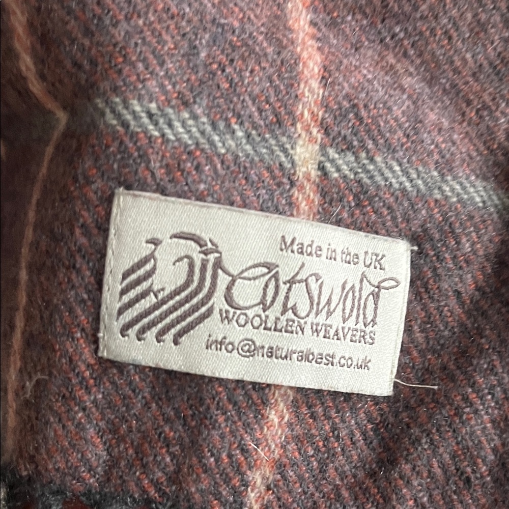 Cotswold Wool Elegant Checkered Scarf in Burgundy and Gray - Picture 2 of 5
